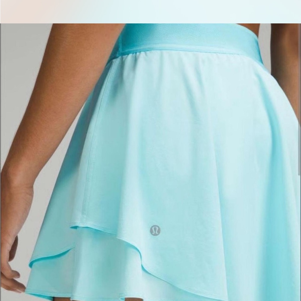 lululemon athletica Aqua Asymmetrical Layered Skirt